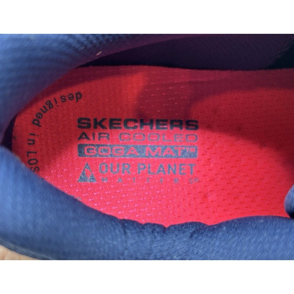 NIB Skechers Women's Size 8 Wide Fit Water Repellent Go Run Trail Altitude 2.0 - Picture 7 of 8